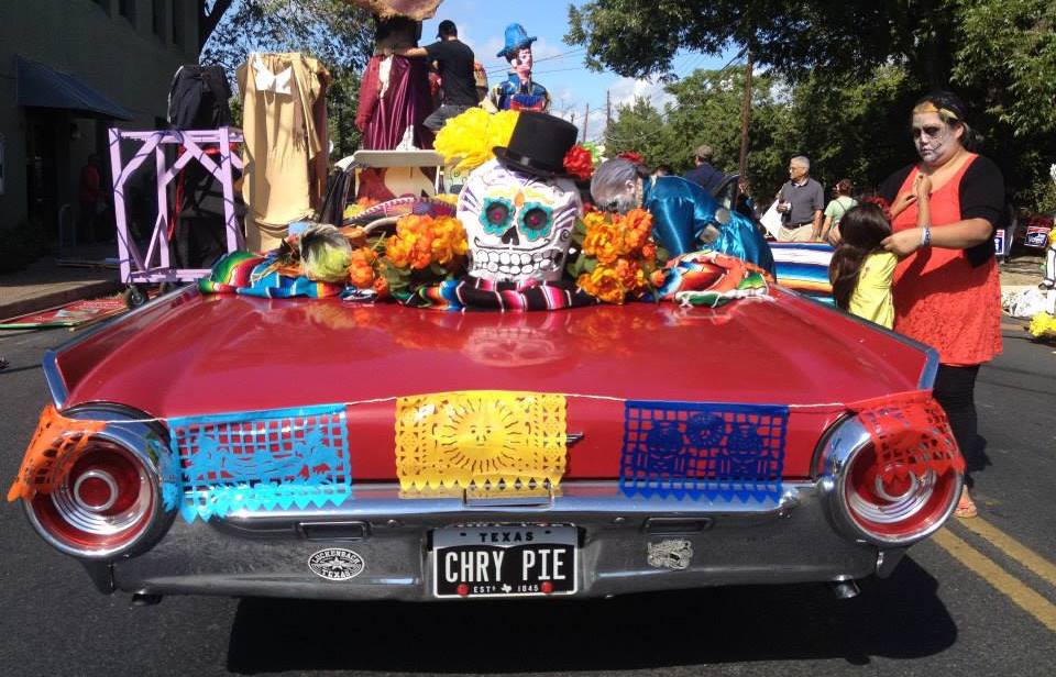 Celebrating Día de los Muertos in Austin LaptrinhX / News