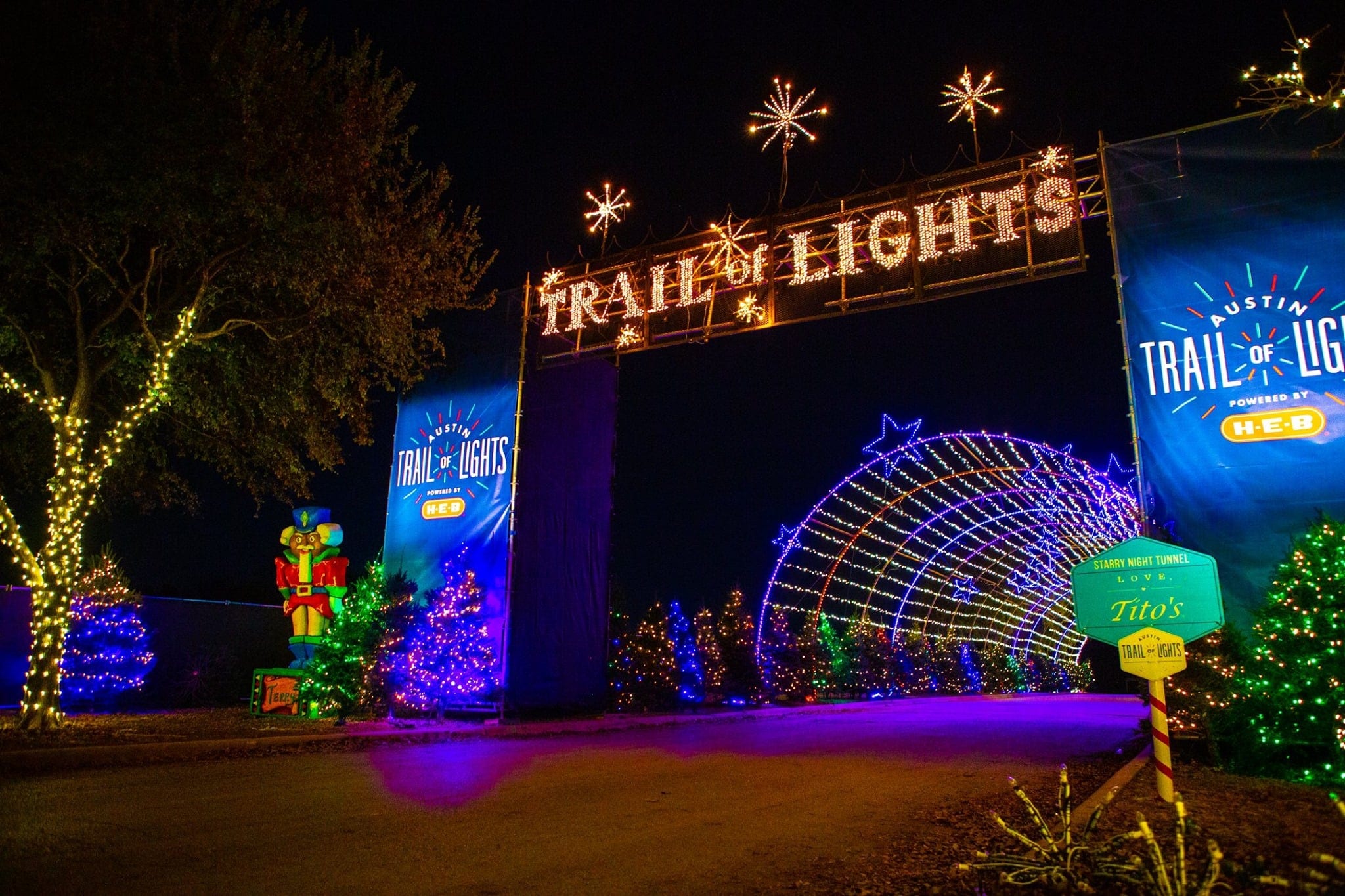 What to Know About the Austin Trail of Lights DriveThru Experience