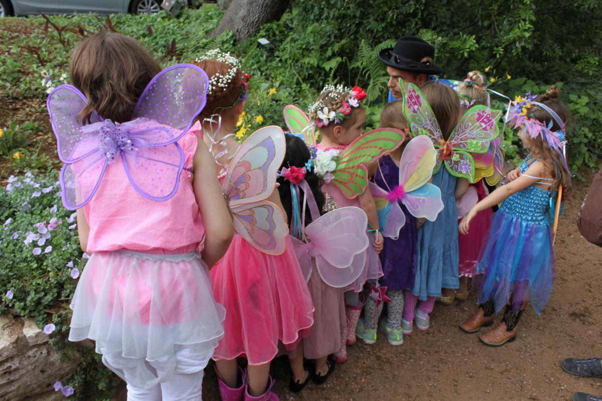 Take A Magical Walk On The Woodland Faerie Trail Do512 Family