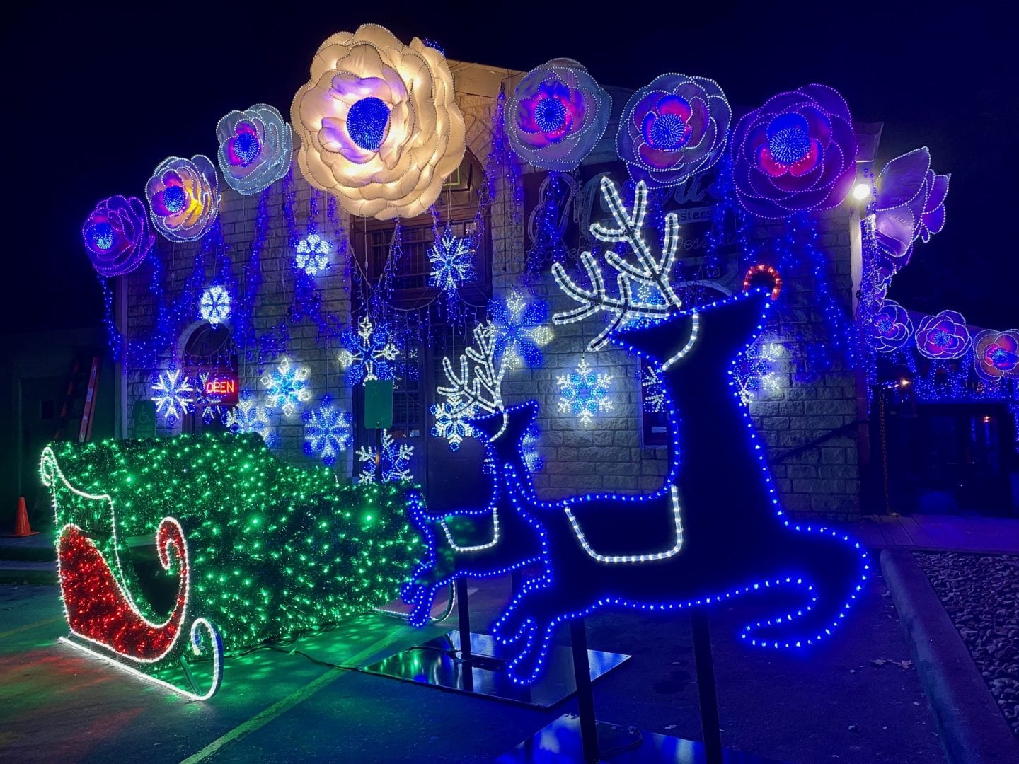 Mozart’s Holiday Light Show Do512 Family