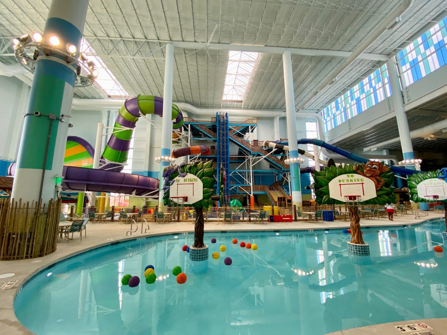 Round Rock Is Home To America’s Largest Indoor Waterpark - Do512 Family